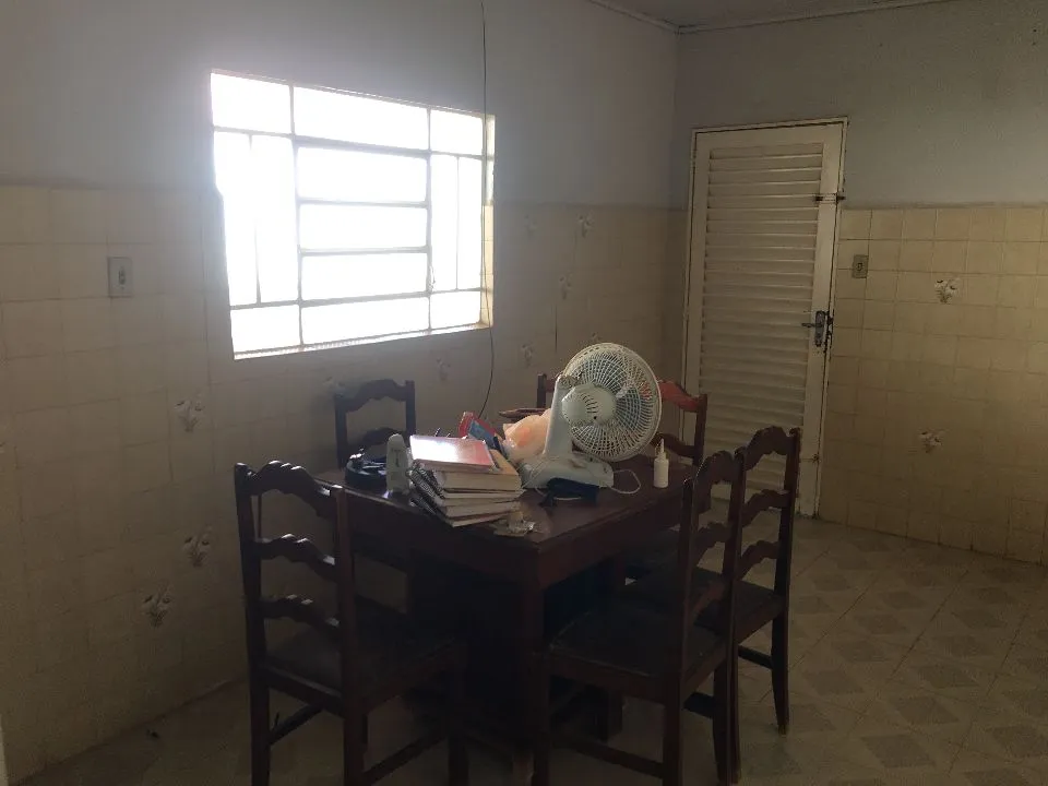Casa à venda — foto 14 de 15