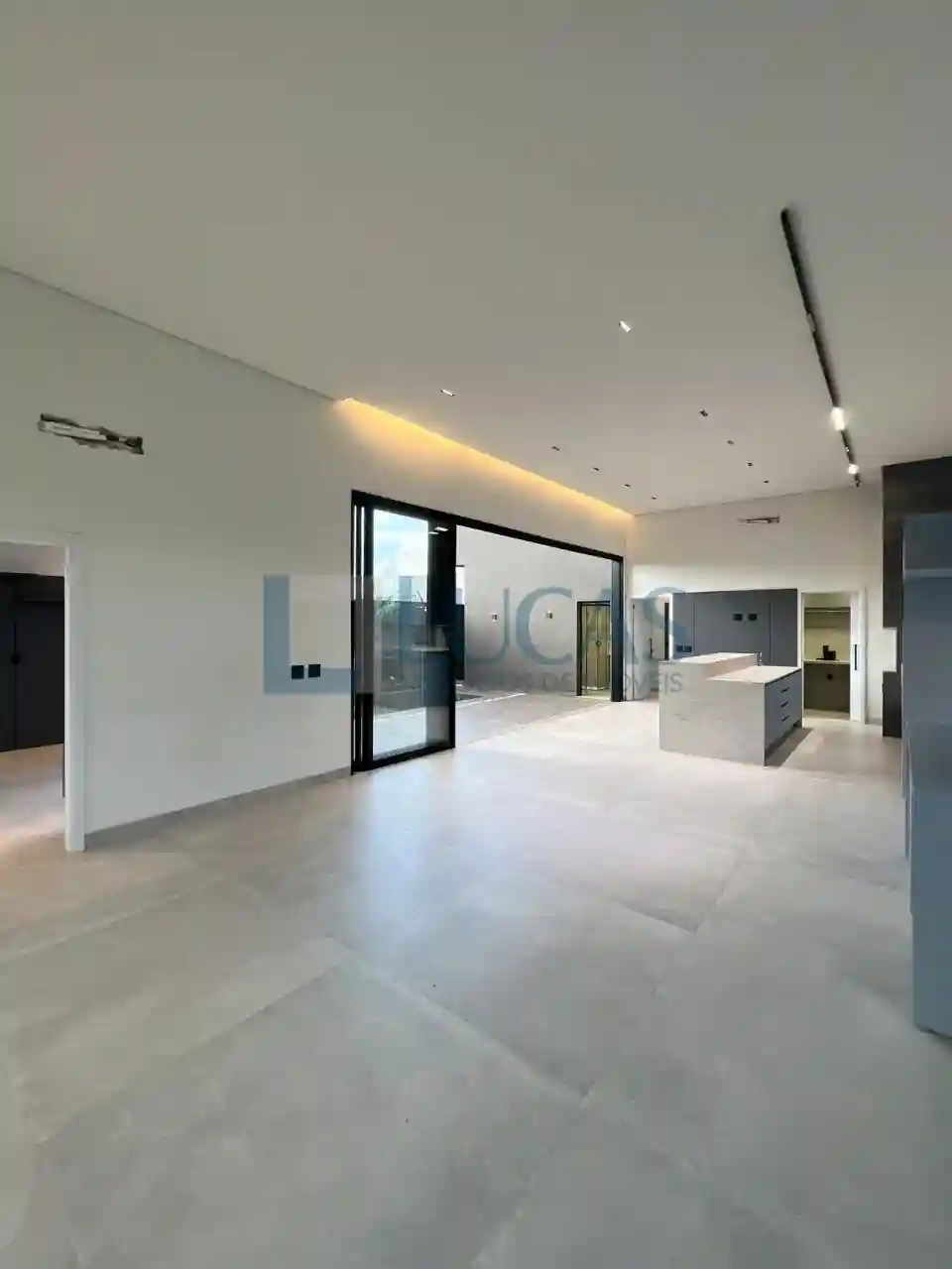 Casa de Condomínio com 3 quartos à venda, 223m² — foto 11 de 20
