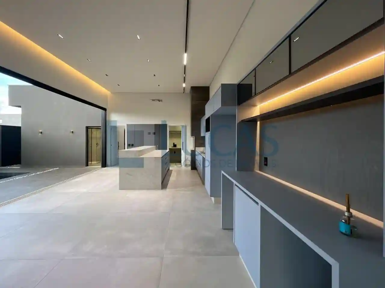 Casa de Condomínio com 3 quartos à venda, 223m² — foto 12 de 20