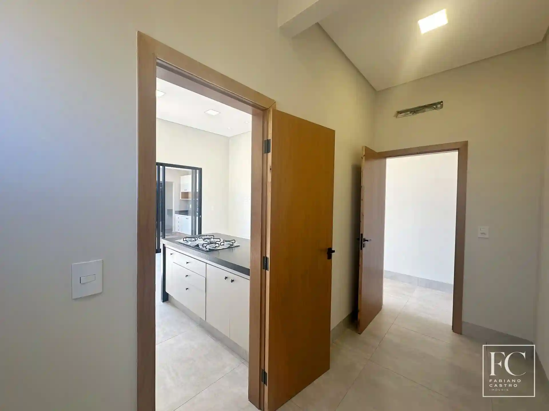 Casa de Condomínio com 3 quartos à venda, 156m² — foto 6 de 28