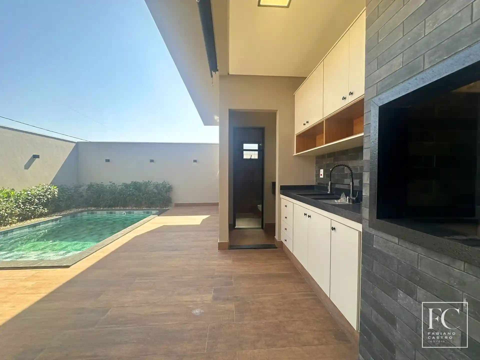 Casa de Condomínio com 3 quartos à venda, 156m² — foto 14 de 28