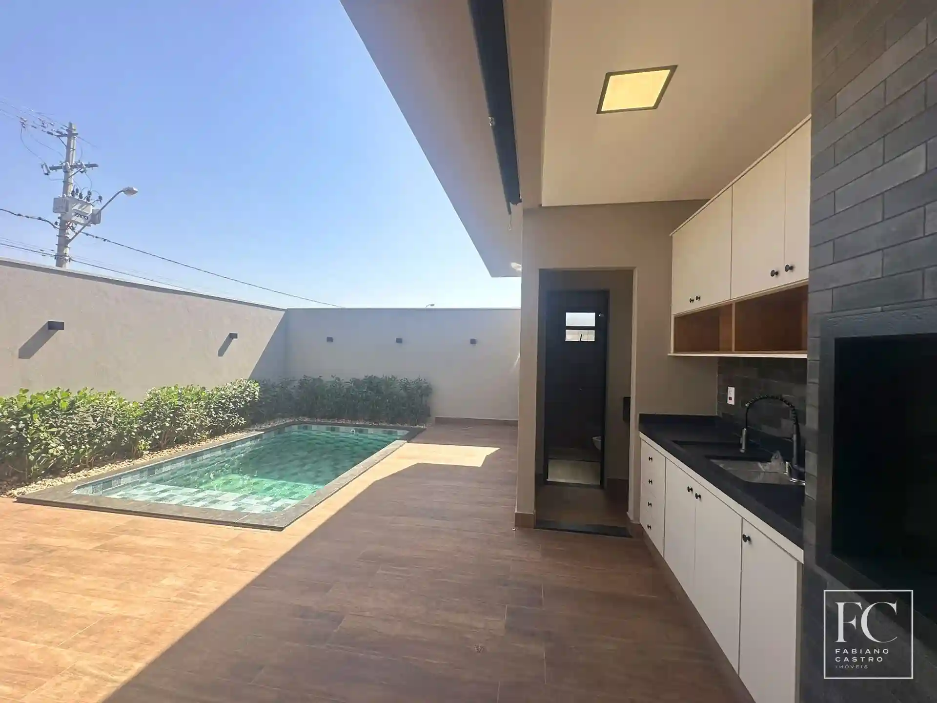 Casa de Condomínio com 3 quartos à venda, 156m² — foto 15 de 28