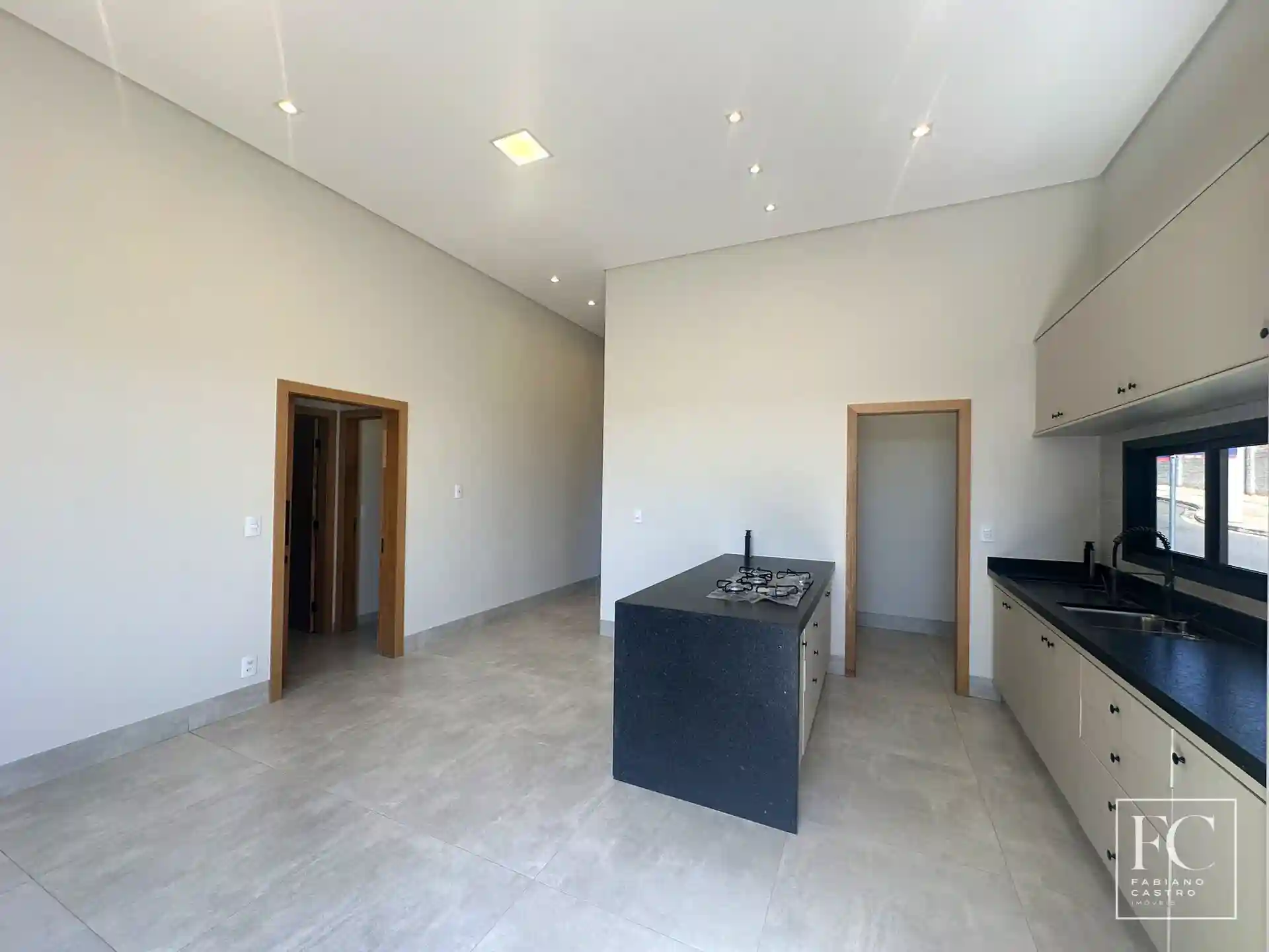 Casa de Condomínio com 3 quartos à venda, 156m² — foto 11 de 28