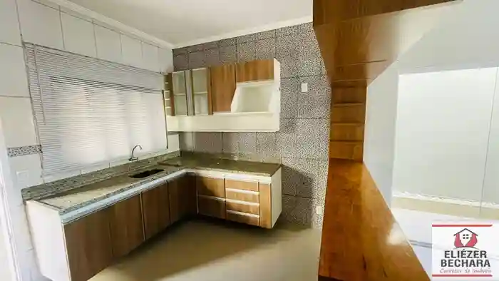 Casa à venda — foto 13 de 17