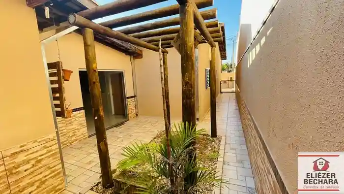 Casa à venda — foto 8 de 17