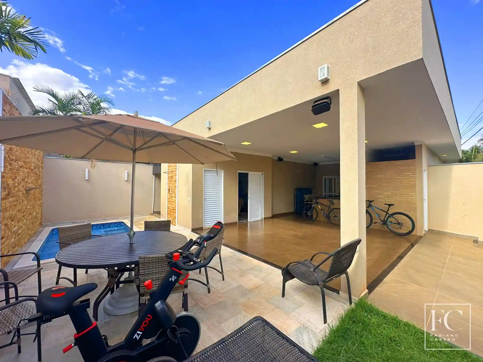 Casa de Condomínio com 3 quartos à venda, 150m² — foto 17 de 19