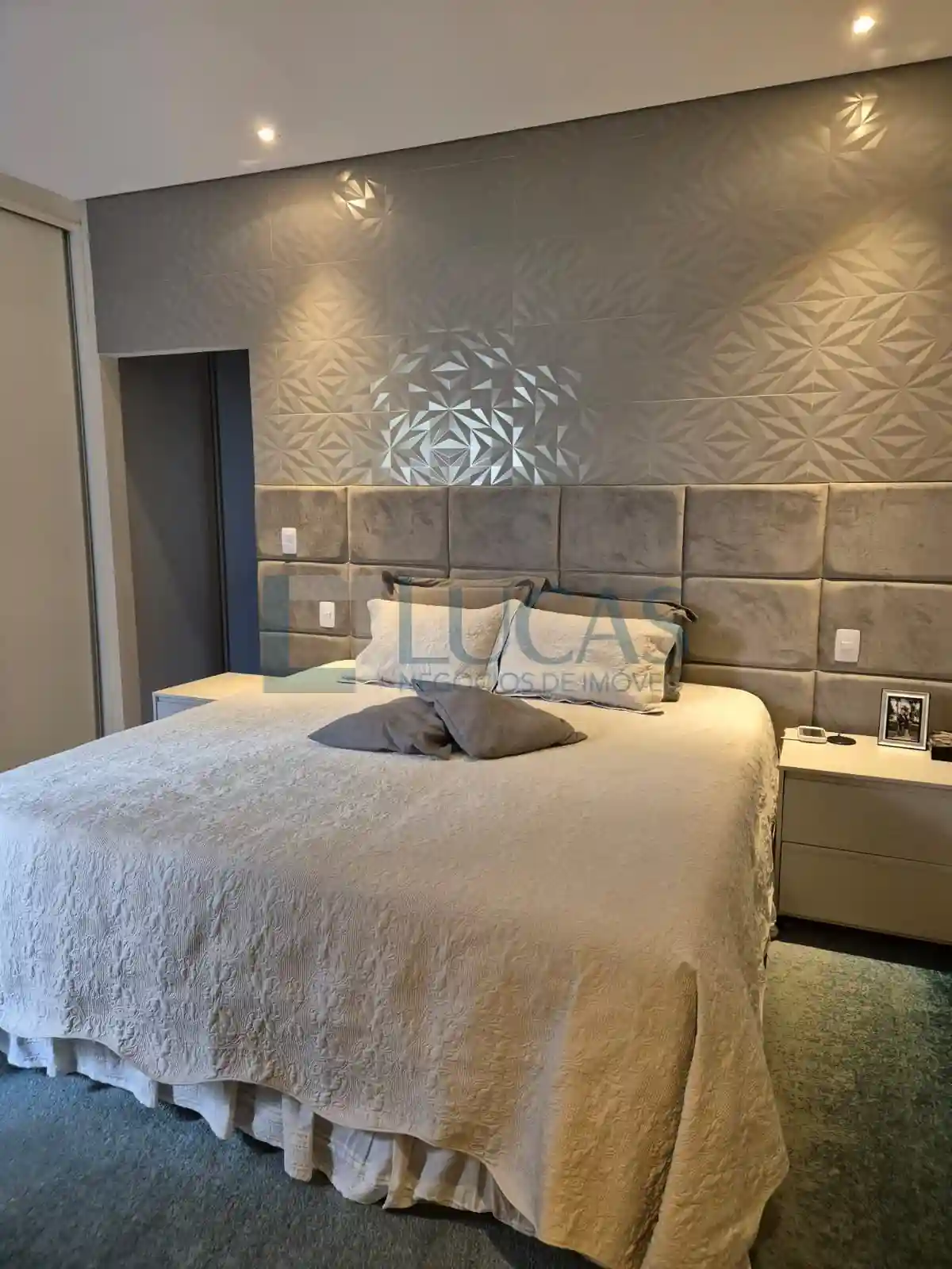 Casa de Condomínio com 3 quartos à venda, 220m² — foto 16 de 16