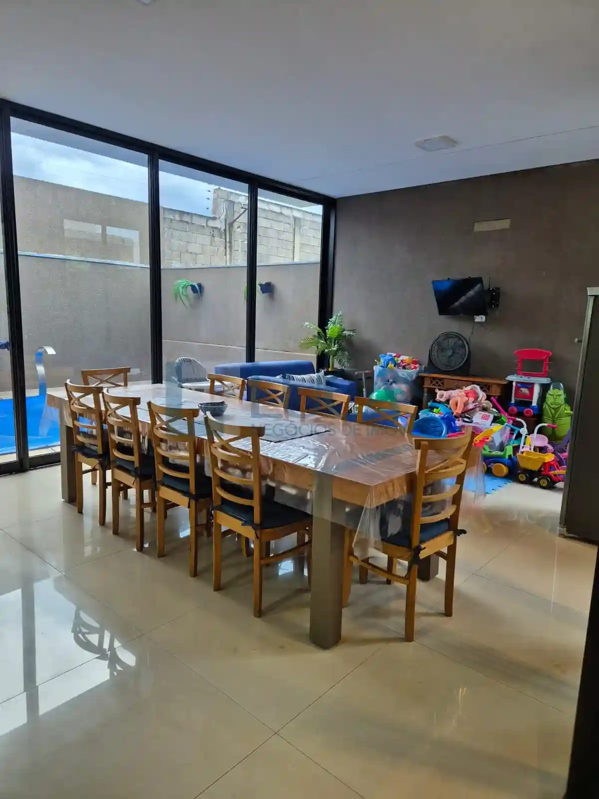 Casa de Condomínio com 3 quartos à venda, 220m² — foto 7 de 16