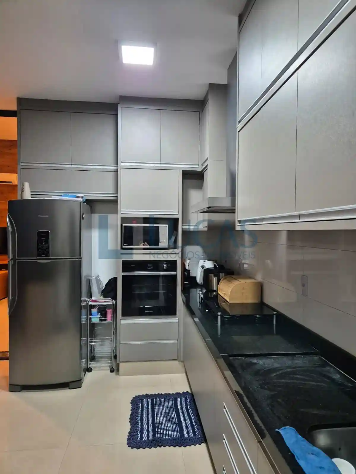 Casa de Condomínio com 3 quartos à venda, 220m² — foto 5 de 16