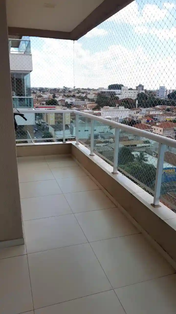 Apartamento com 2 quartos à venda, 72m² — foto 1 de 10