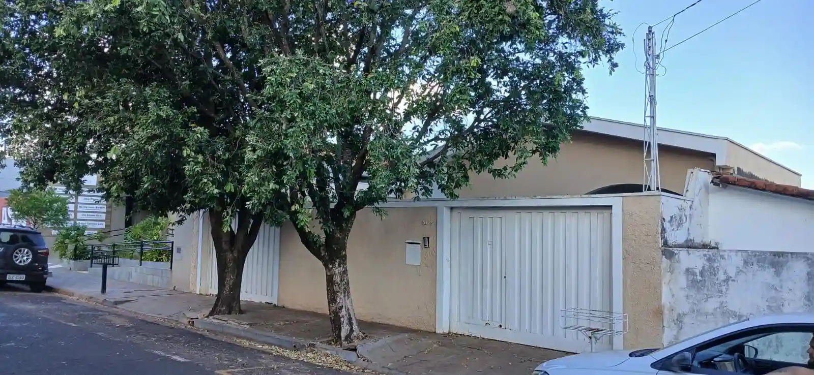 Casa Comercial com 3 quartos à venda, 266m² — foto 1 de 60