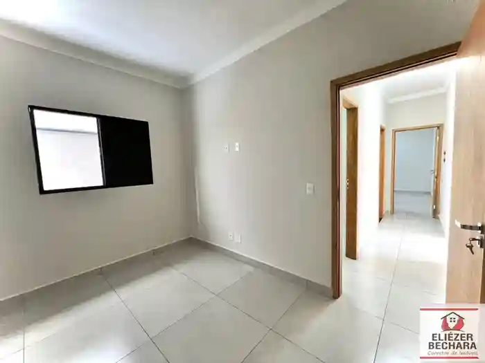 Casa à venda — foto 11 de 26