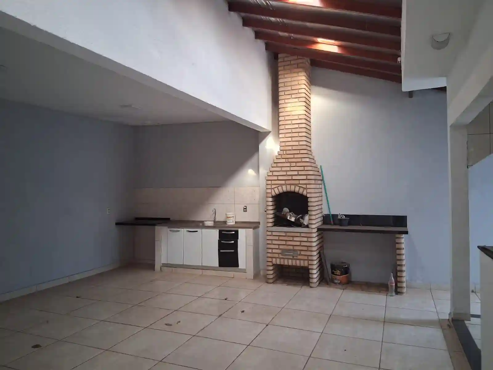 Casa com 3 quartos à venda, 140m² — foto 1 de 19