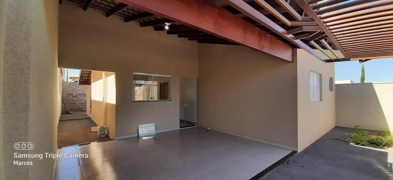Casa à venda — foto 1 de 1
