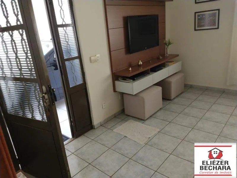 Casa à venda — foto 4 de 4