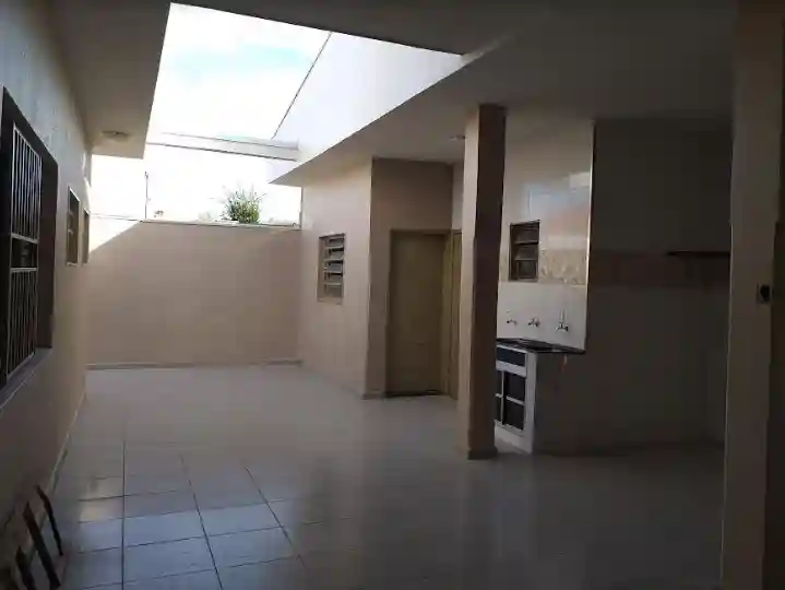 Casa à venda — foto 6 de 6