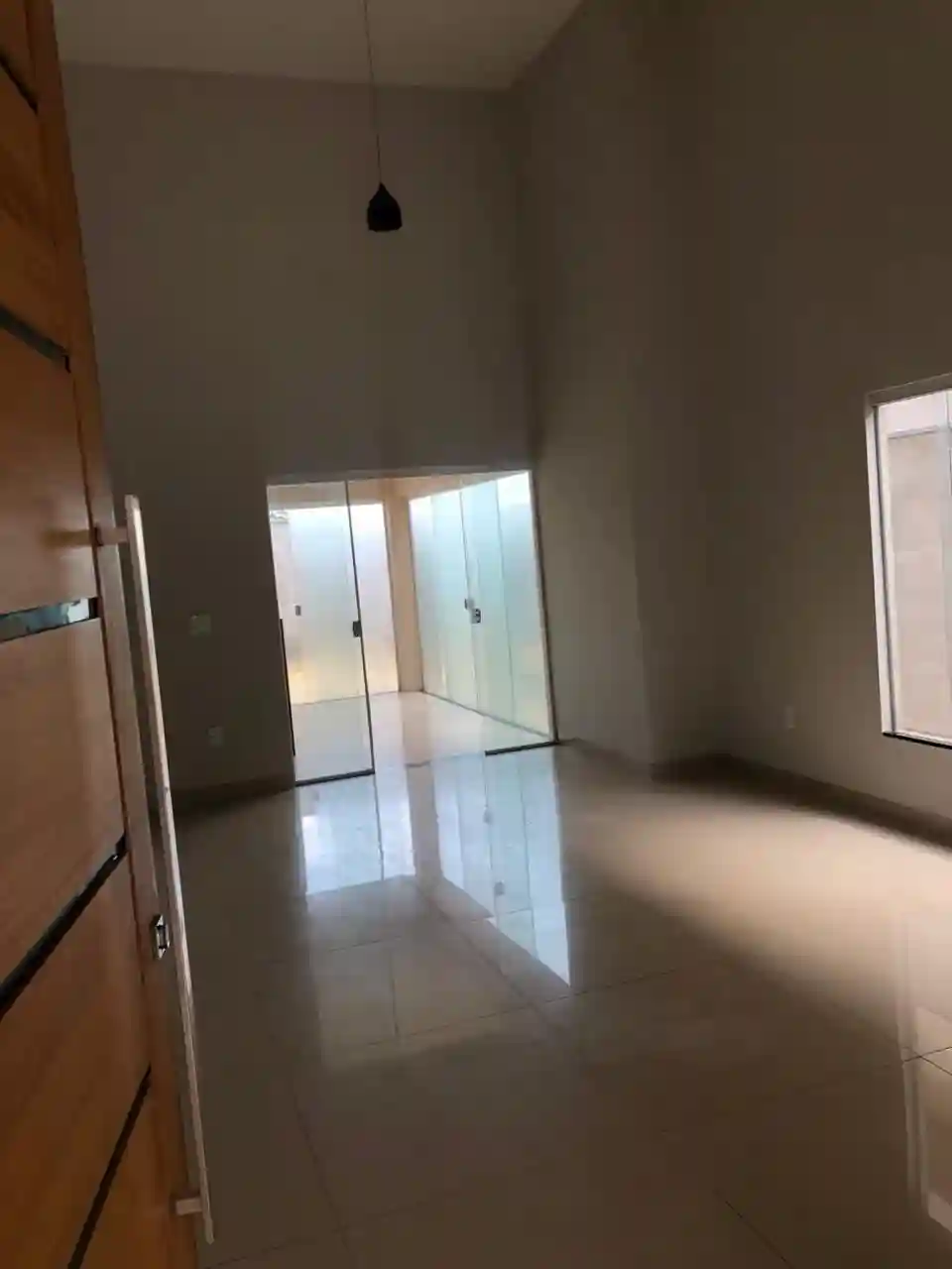 Casa de Condomínio com 3 quartos para aluguel, 132m² — foto 4 de 15