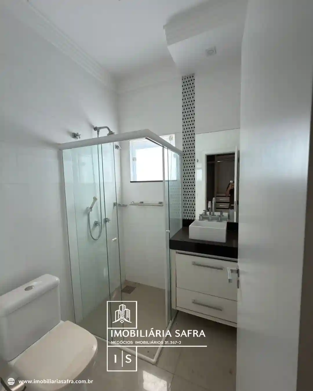 Casa com 4 quartos para aluguel, 275m² — foto 20 de 31