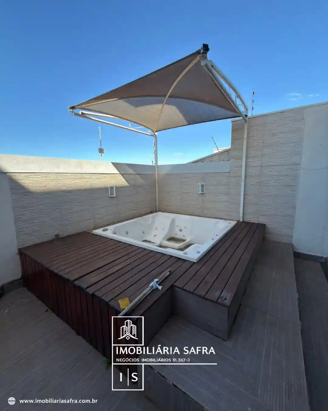 Casa com 4 quartos para aluguel, 275m² — foto 5 de 31