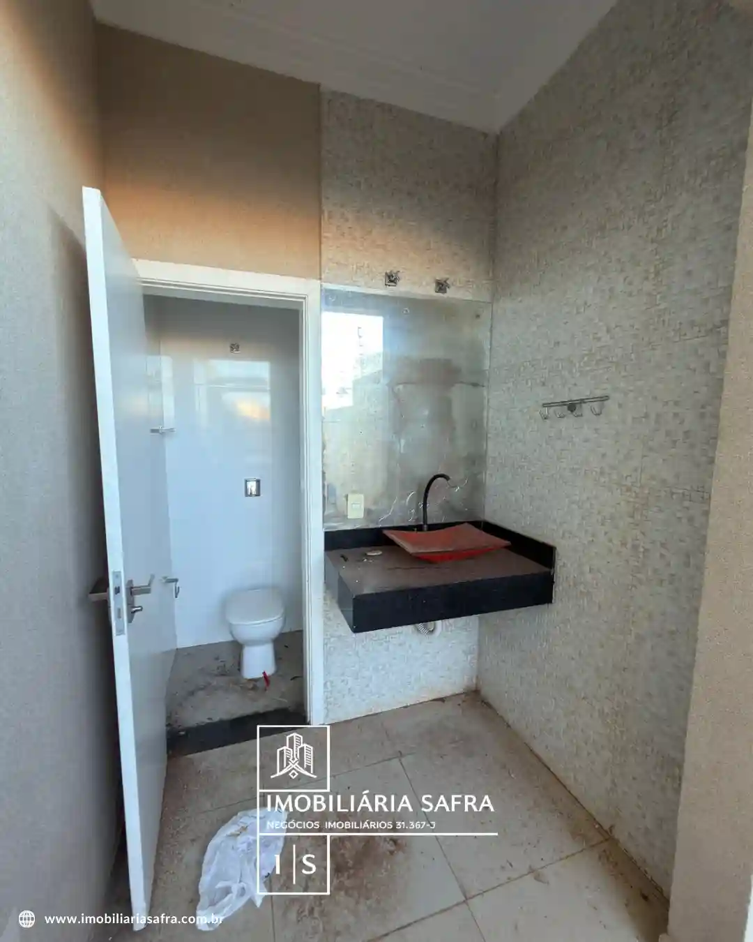 Casa com 4 quartos para aluguel, 275m² — foto 13 de 31