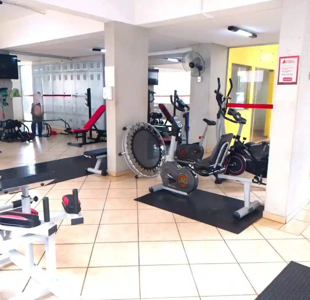 Apartamento com 3 quartos para aluguel, 90m² — foto 3 de 10