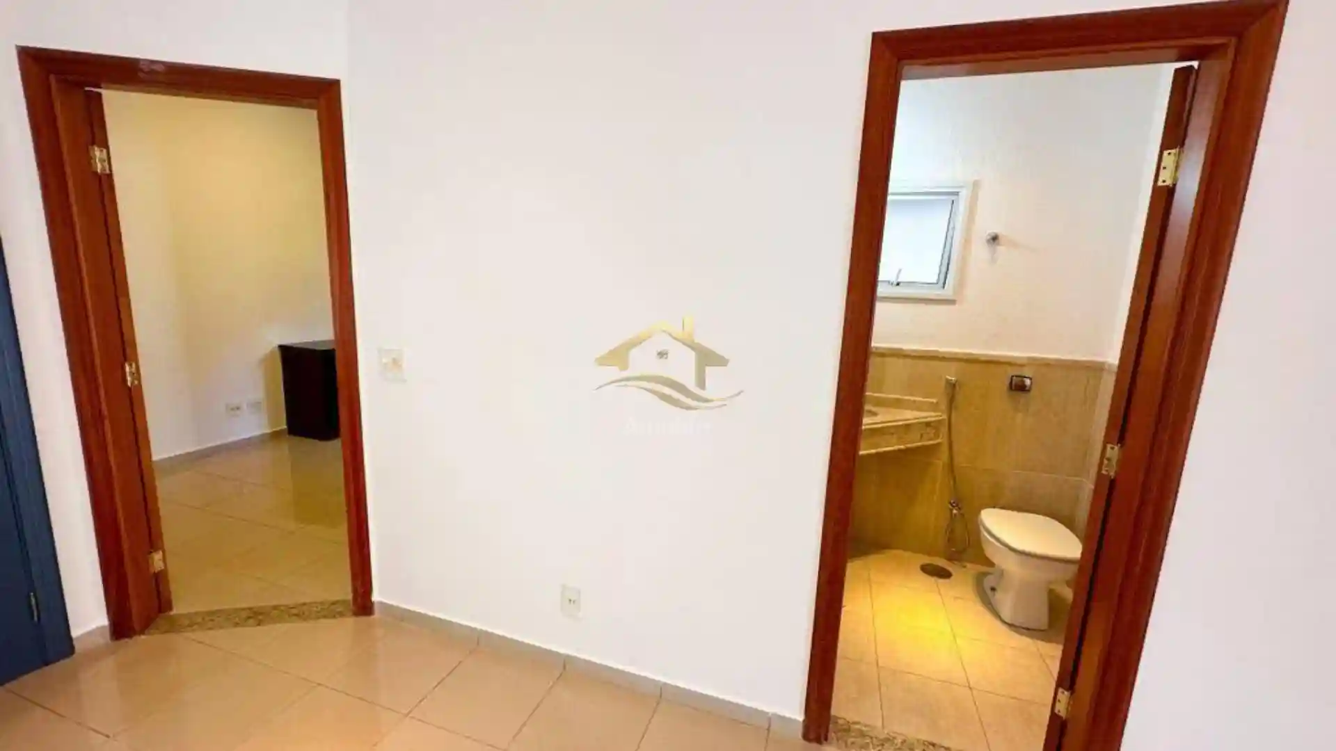 Casa de Condomínio com 3 quartos à venda, 238m² — foto 11 de 32