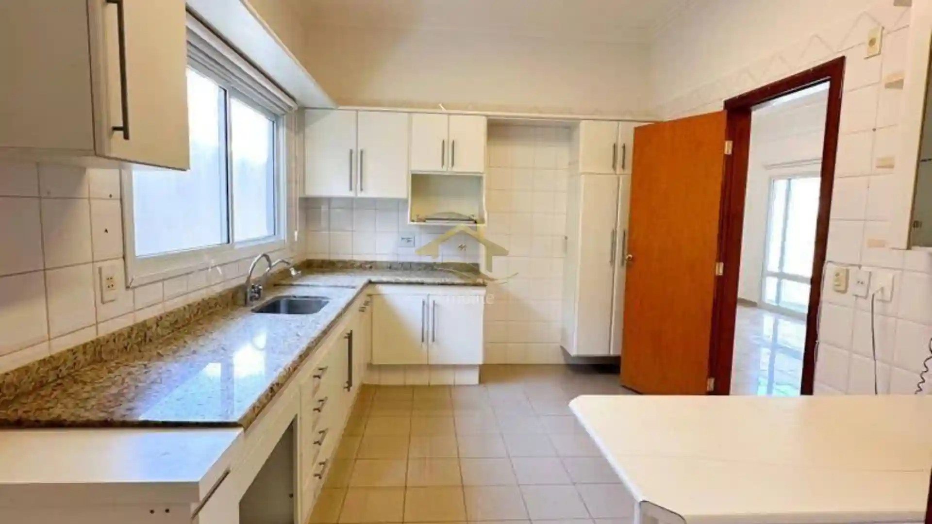 Casa de Condomínio com 3 quartos à venda, 238m² — foto 31 de 32