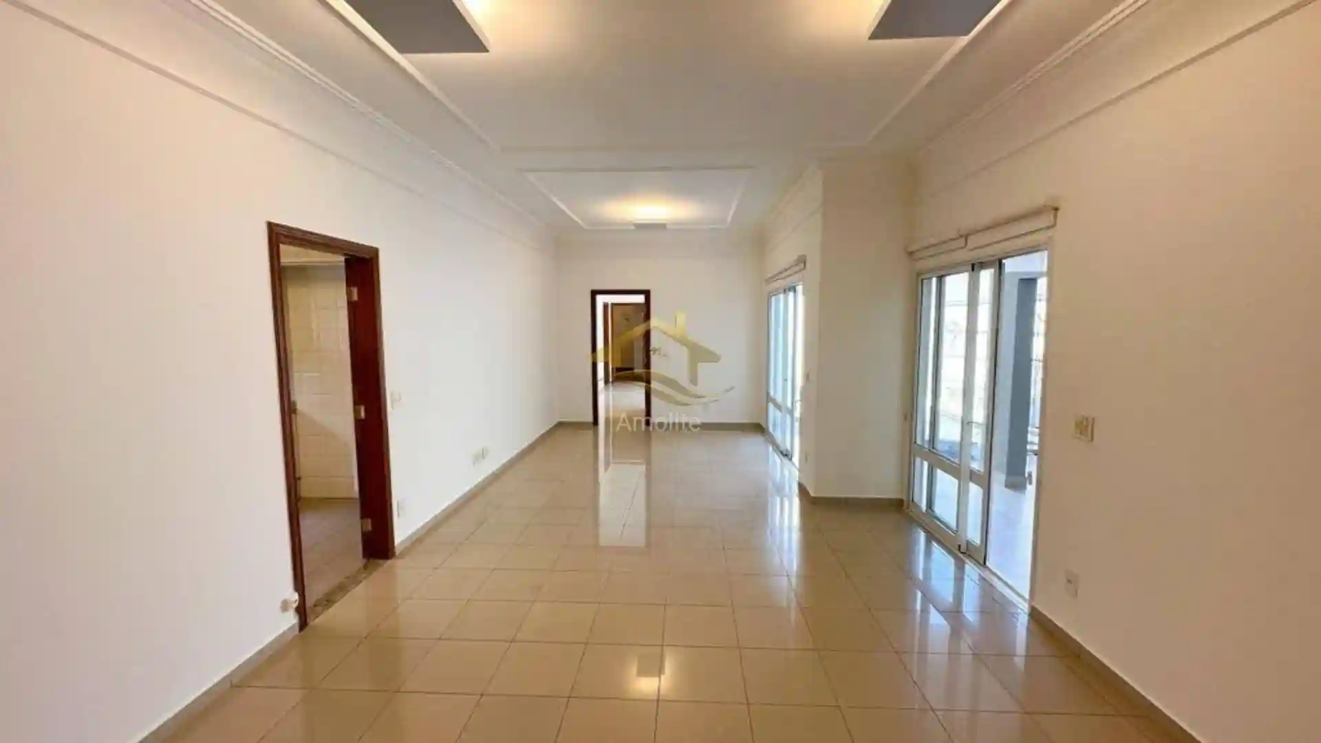 Casa de Condomínio com 3 quartos à venda, 238m² — foto 7 de 32