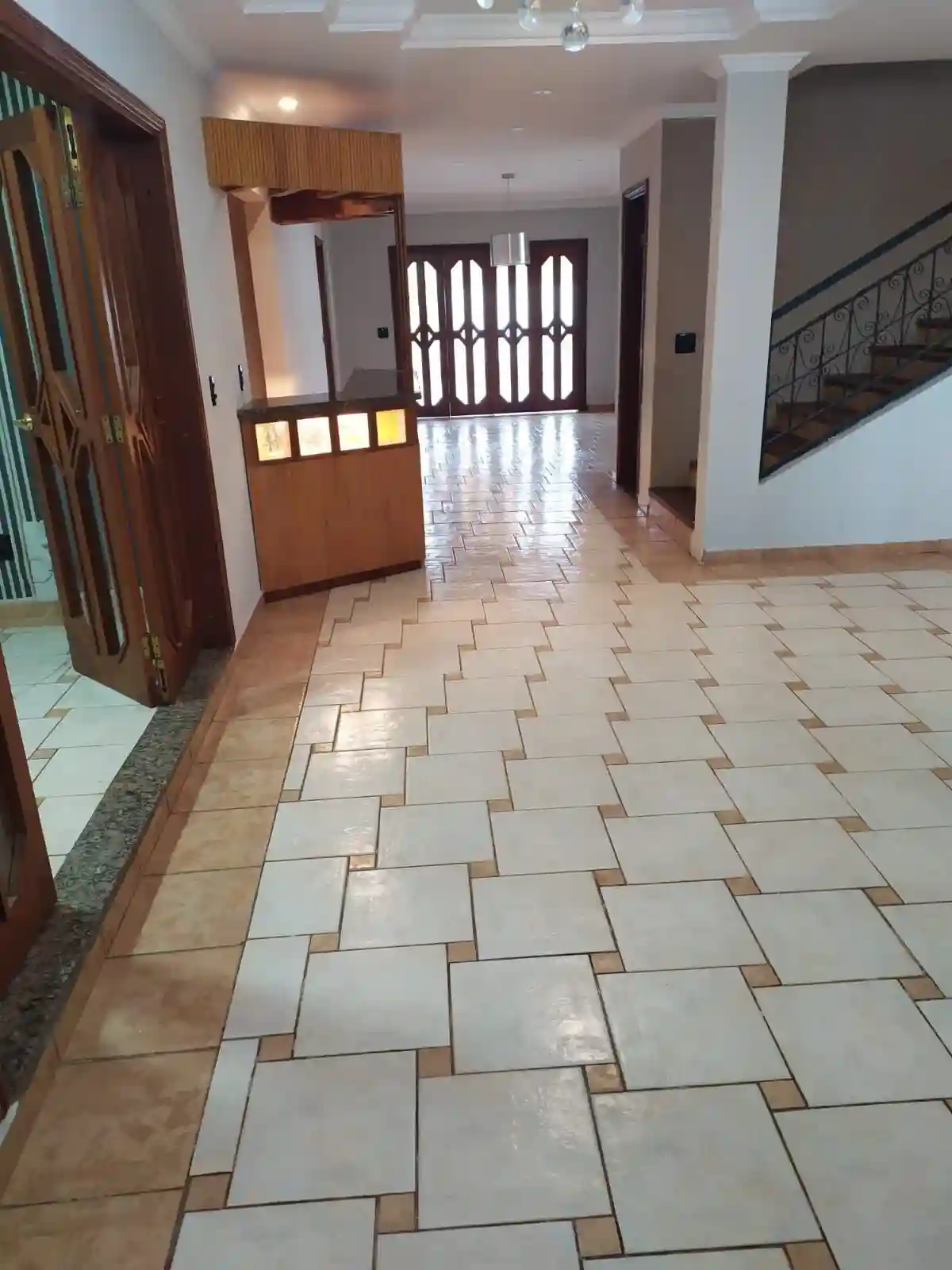 Casa  à venda, 600m² — foto 4 de 15