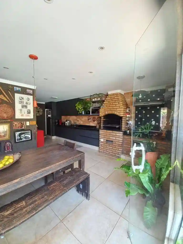 Casa com 3 quartos à venda, 275m² — foto 7 de 23