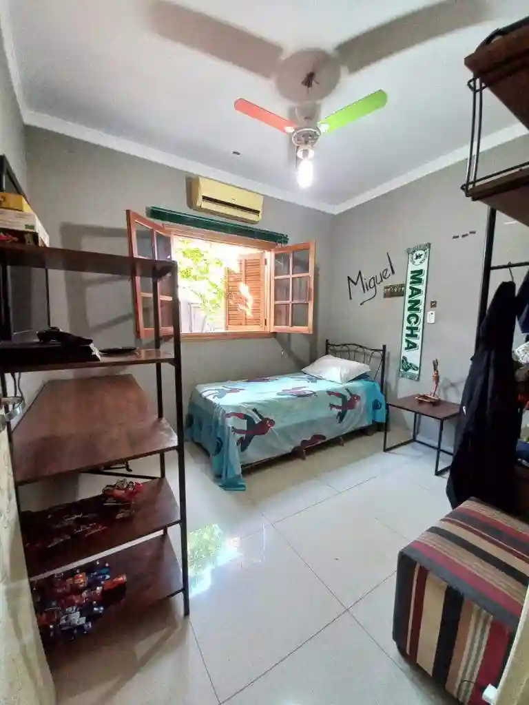 Casa com 3 quartos à venda, 275m² — foto 17 de 23