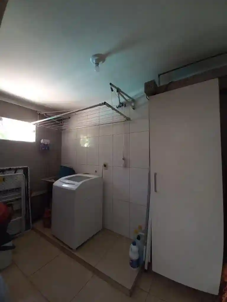 Casa com 3 quartos à venda, 275m² — foto 14 de 23