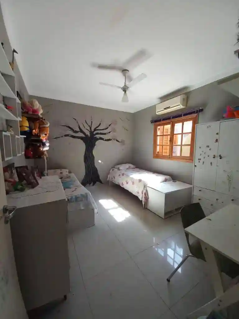 Casa com 3 quartos à venda, 275m² — foto 11 de 23