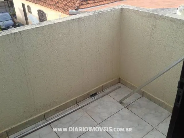 Casa à venda — foto 2 de 2