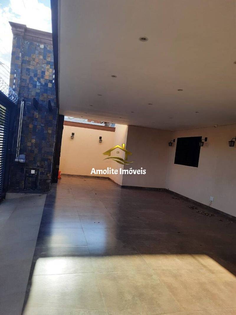 Casa com 3 quartos à venda, 230m² — foto 12 de 15