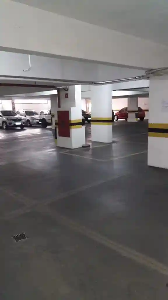 Apartamento com 3 quartos à venda, 160m² — foto 2 de 11