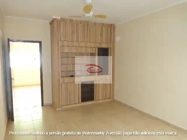 Casa com 3 quartos à venda, 185m² — foto 3 de 15