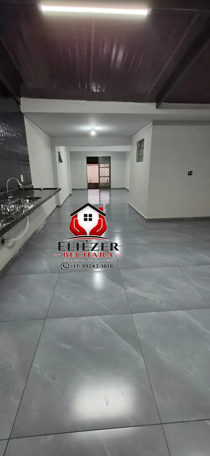 Casa com 3 quartos à venda, 190m² — foto 2 de 25