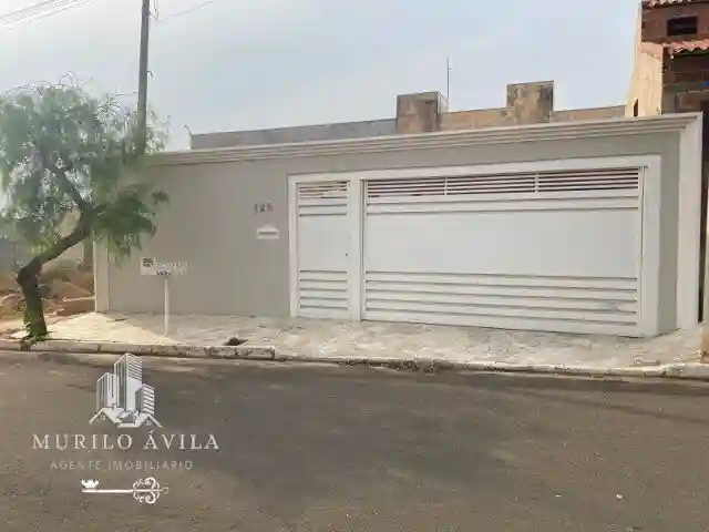 Casa com 3 quartos à venda, 216m² — foto 1 de 15