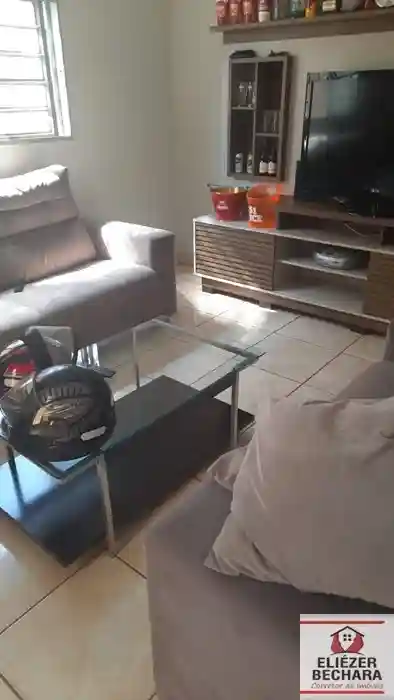 Casa com 2 quartos à venda, 80m² — foto 1 de 16