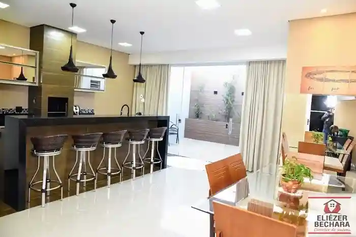 Casa de Condomínio com 3 quartos à venda, 130m² — foto 1 de 21