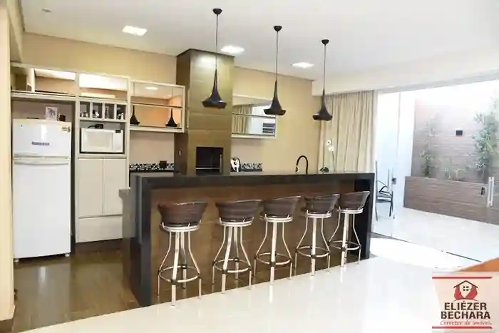 Casa de Condomínio com 3 quartos à venda, 130m² — foto 8 de 21