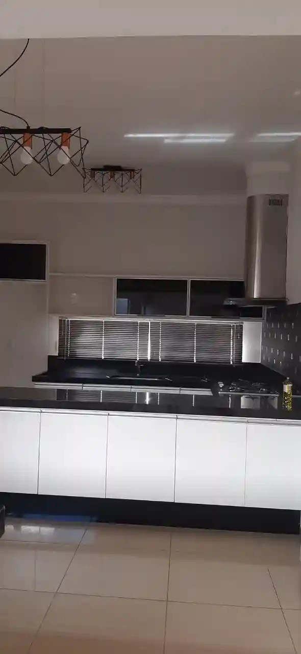 Casa com 3 quartos à venda, 360m² — foto 12 de 31