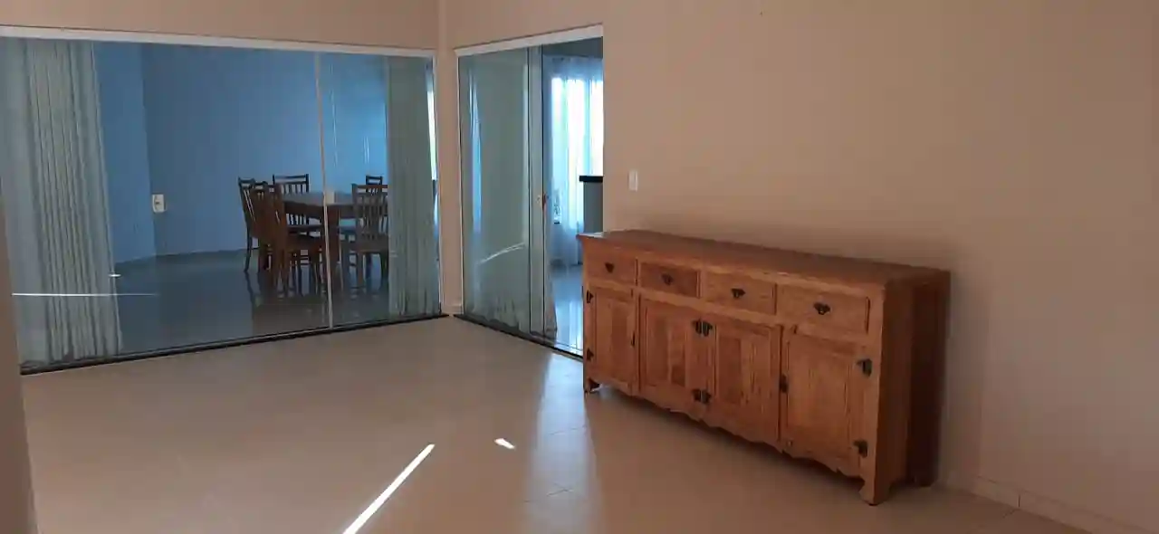 Casa com 3 quartos à venda, 360m² — foto 15 de 31