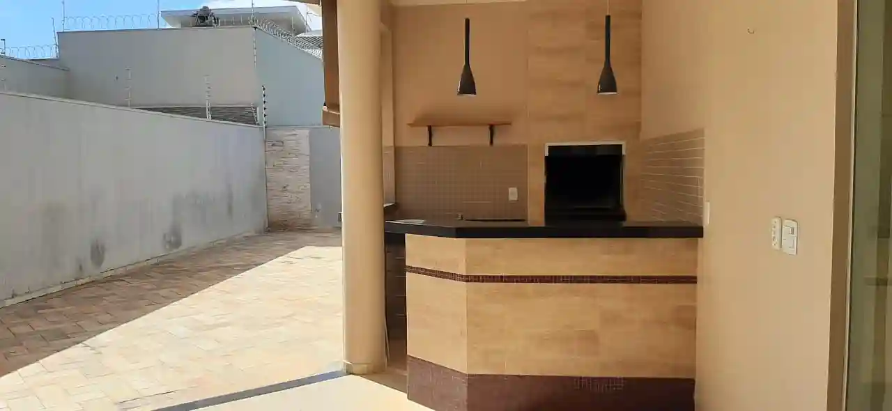 Casa com 3 quartos à venda, 360m² — foto 28 de 31