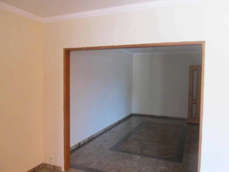 Casa à venda — foto 3 de 21