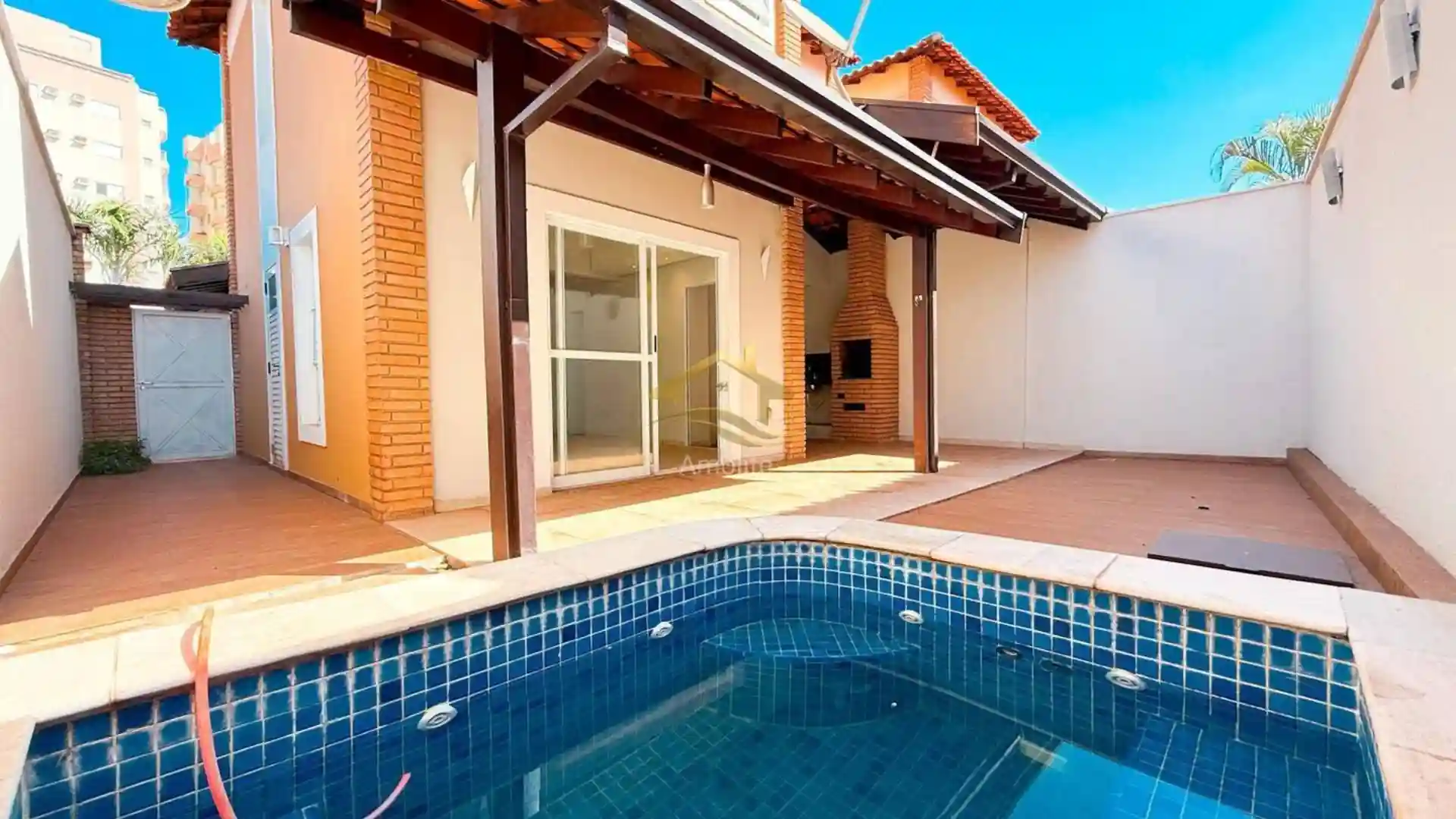 Casa de Condomínio com 2 quartos à venda, 130m² — foto 2 de 23
