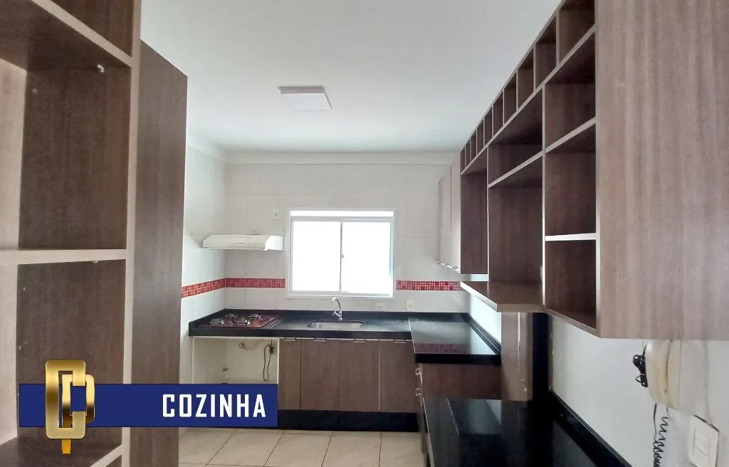Sobrado à venda — foto 1 de 8