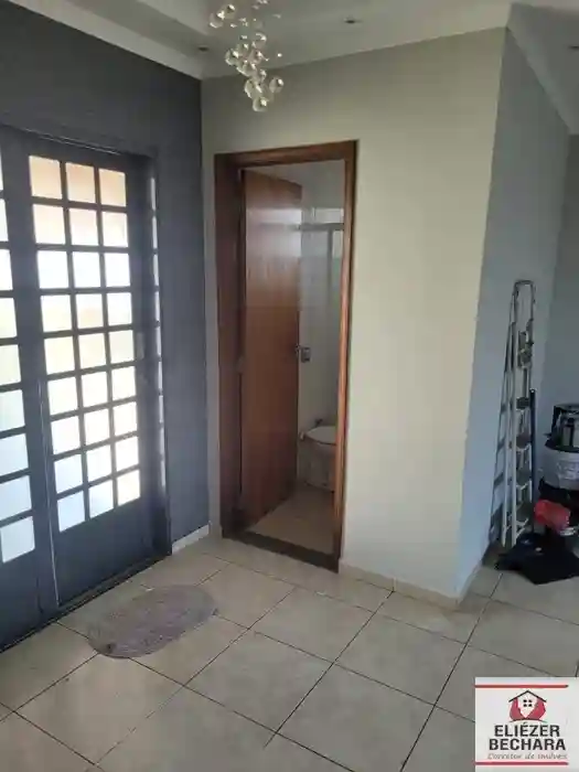Casa com 3 quartos à venda, 180m² — foto 24 de 42