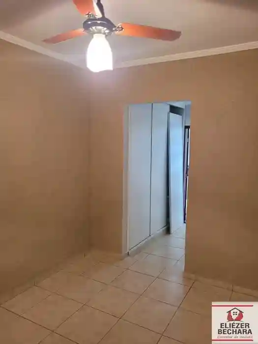 Casa com 3 quartos à venda, 180m² — foto 34 de 42